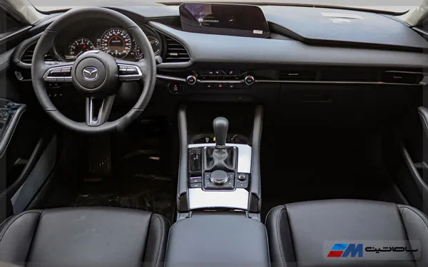 داخل مزدا 3 2025